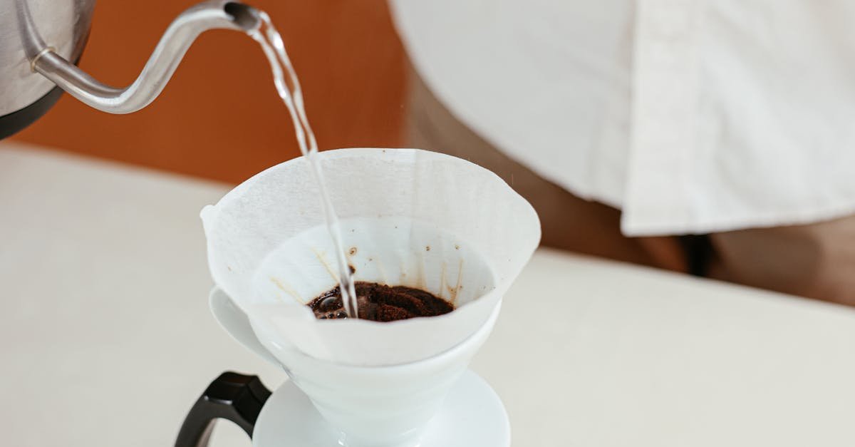 How to Determine When to Replace Your Water Filter